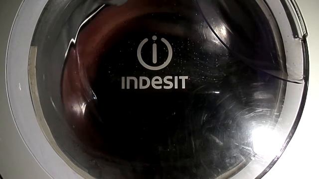 Indesit PRIME PWE7128S: Endspülen und Endschleudern mit 1200 U/min смотреть онлайн