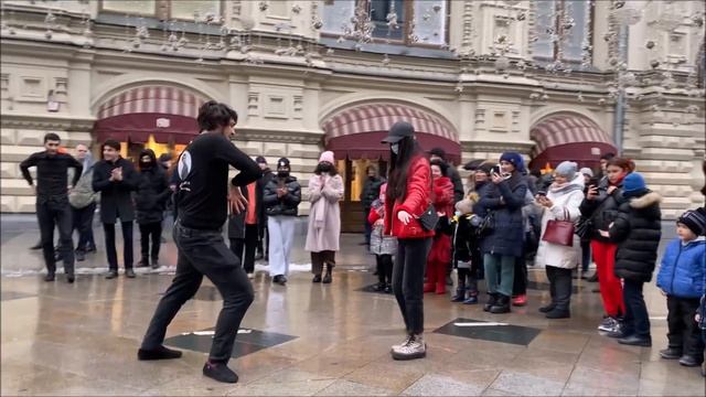 Гогия Лезгинка 2021 Девушка Танцует Красиво В Москве Парни Кайфуют Никольская ALISHKA Чеченская смотреть онлайн