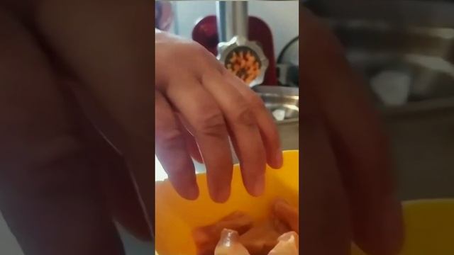 Как приготовить грибные котлеты? Легко, смотрите! смотреть онлайн