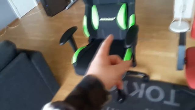 UNBOXING:: AKRACING GAMING CHAIR (black/green) and small room/setup tour смотреть онлайн