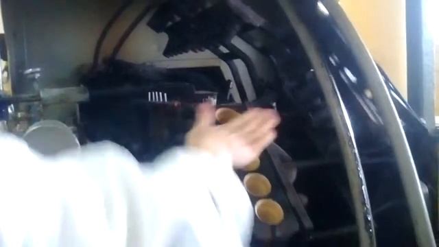 Видио с фабрики мороженного! Отдел по производству рожков! Негде не увидете таких кадров! смотреть онлайн