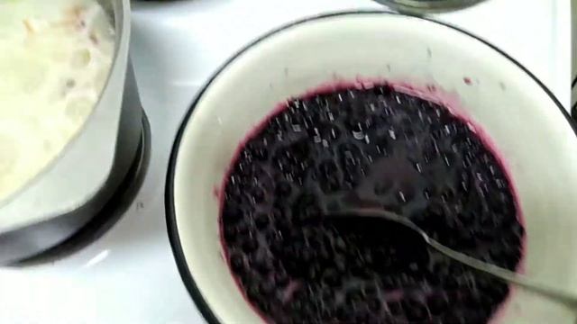 Как сварить варенье из черники смотреть онлайн