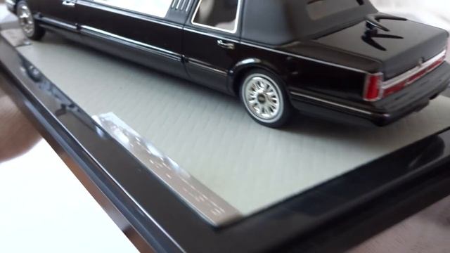 Lincoln Town Car Stretch Limousine 1997 | GLM Models | Обзор масштабной модели 1:43 смотреть онлайн