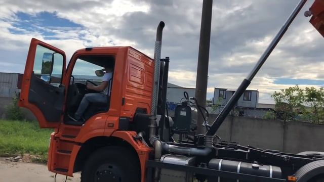 ООО АвтоКАМ ПРЕДСТАВЛЯЕТ НОВЫЙ САМОСВАЛ КАМАЗ 6580-163001-87 с кузовом Бецема