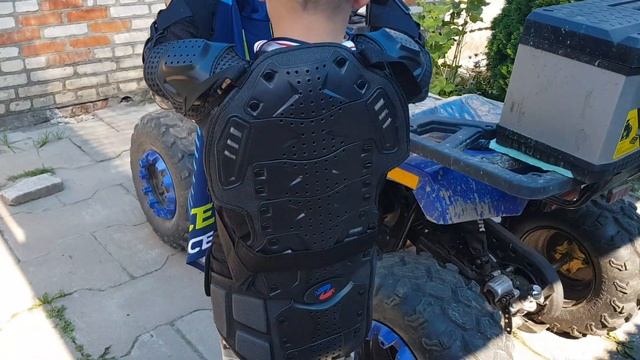 Квадроцикл Avantis Hunter 200 new. Экипировка ребенка при поездке на квадроцикле. смотреть онлайн