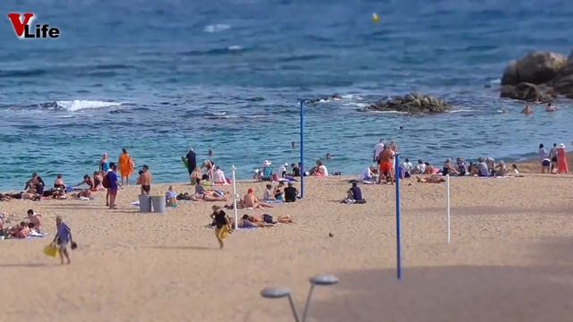 Испания, Ллорет Де Мар. 17 сентября. Снято камерой встроенным Эффектом миниатюры. Влог #002 смотреть онлайн