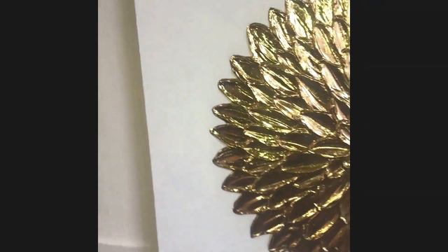 Абстрактная интерьерная картина с золотой текстурой в круге | Современный интерьерный декор смотреть онлайн