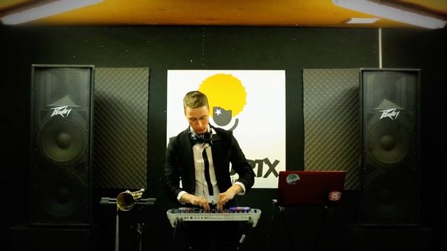 TrusT - DEMO - Dance Music With Trumpet смотреть онлайн