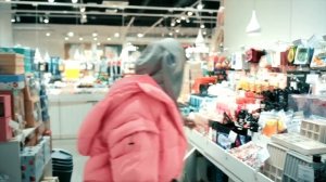 Милана Хаметова - Выбираю Новогодние подарки по цветам 24 часа челлендж.