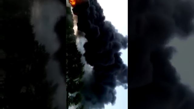 На трассе загорелся автобус "Уфа-Нижнекамск" смотреть онлайн