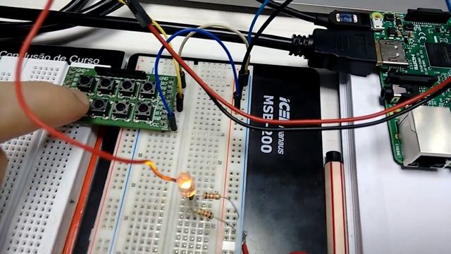 Raspberry Pi GPIO LED control смотреть онлайн