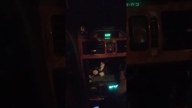 NISSAN MAXIMA достаем штатную магнитолу смотреть онлайн