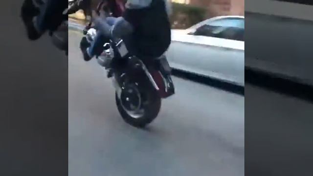 Когда девушка написала что у нее нет никого дома!))))) смотреть онлайн