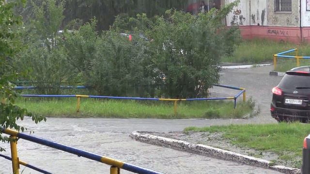 Ливень в Сургуте 24-07-2014 смотреть онлайн