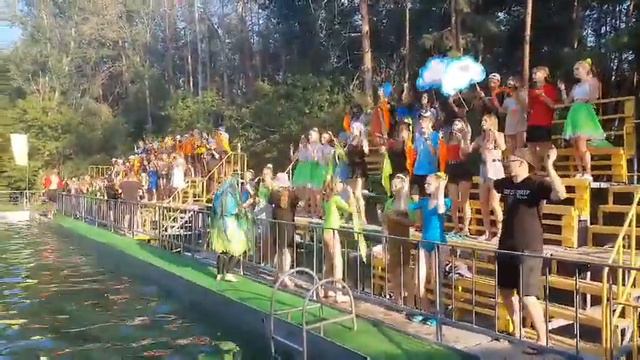 Все дельфины в ураган 3 зміна 2021 Водна феєрія смотреть онлайн