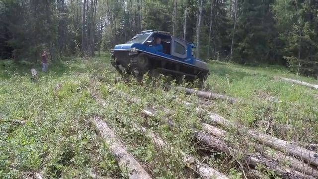 Вездеход ДОЗОР 1.9 TDI полимерные гусеницы смотреть онлайн