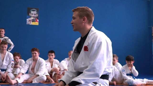 Мастер-класс по рукопашному бою | Максим Ефременко Varyag Fight Gym смотреть онлайн