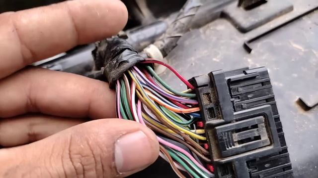 BS6 ECU INPUT OUTPUT | कैसे पता करें ईसीयू सही है या खराब смотреть онлайн
