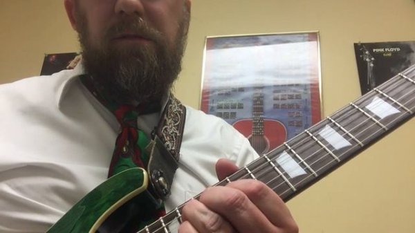 One minute tips and tricks for the guitar.