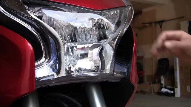 How to remove the fairings on the VFR1200F смотреть онлайн