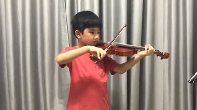 Suzuki Book 3 - Gavotte in G Minor Bach (March 2017, age 7) смотреть онлайн