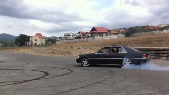 Mercedes Benz S70 AMG W140 (Two Face EDM Remix) смотреть онлайн