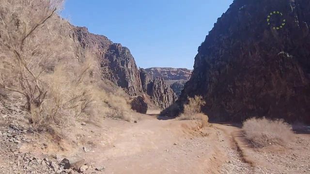(4K) Charyn canyon Алматы в Чарынский каньон #centralasia #almaty #gopro #чарынскийканьон смотреть онлайн