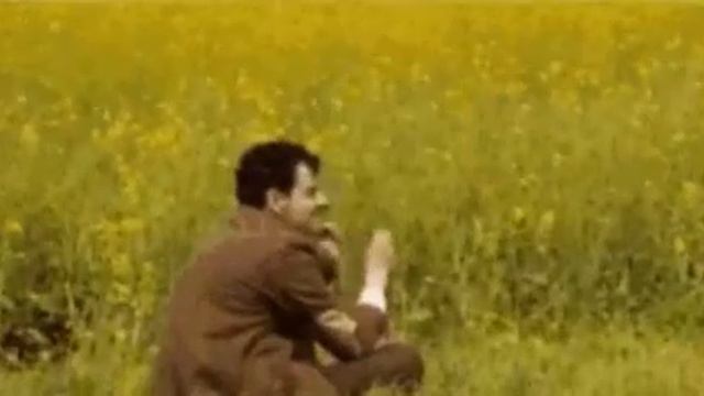 я когда жду Лп пока она оденеться. смотреть онлайн