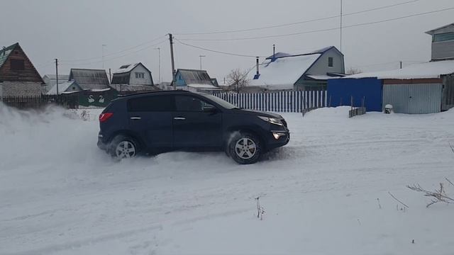 Kia Sportage 3 CRDI 184 л.с. (дизель) дрифт смотреть онлайн
