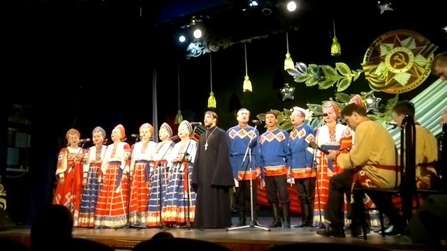 "НА ГОРЕ, НА ГОРУШКЕ..." (музыка Ю. Мартынова на стихи С. Каргашина) смотреть онлайн