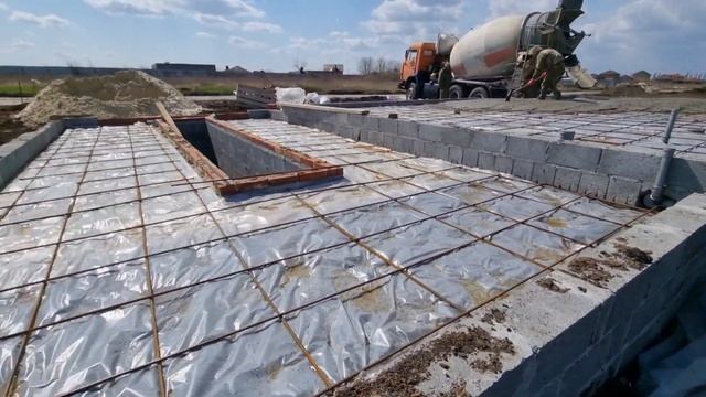 Дом в Белгороде. Строительство домов под заказ с отделкой под ключ и благоустроенной территорией. смотреть онлайн