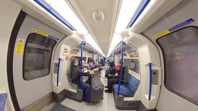 London Underground First Person Journey - Southwark To Angel Via London Bridge