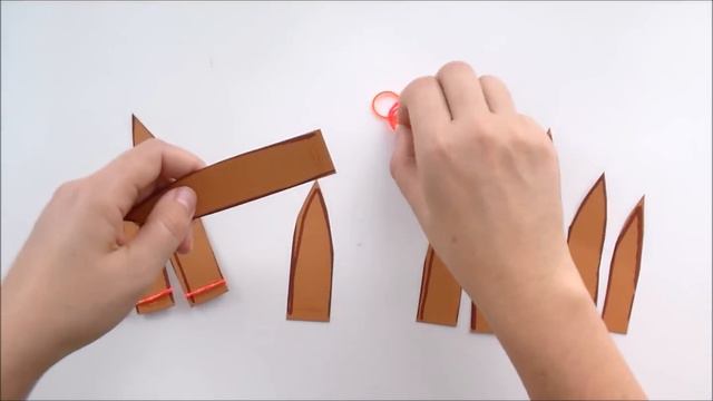 Vidéo Bricolage Halloween : Comment fabriquer des ongles de sorcière phosphorescents? смотреть онлайн