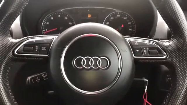 2012 Audi A1 Black Edition 1.4 TFSI S Tronic 3dr смотреть онлайн