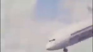 ЛУЧШИЕ ПРИКОЛЫ 2020 Самолет машет крыльями! Смешные видео до слёз -Когда открыли всё границы #Short