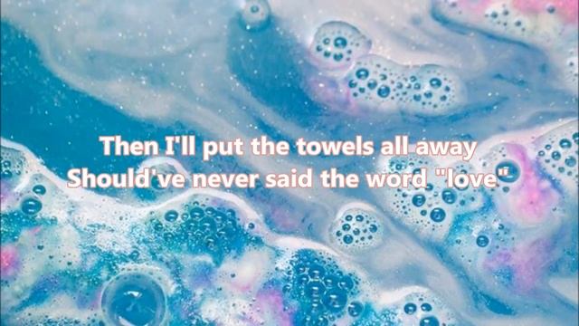 Soap - Melanie Martinez (Lyrics) смотреть онлайн