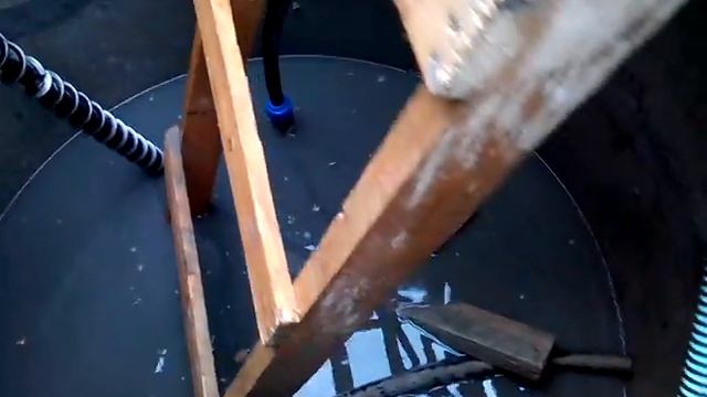 Абиссинский колодец самоизлив д. Фоминское самоизлив смотреть онлайн