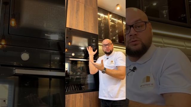 Наглядно о том, как располагать встроенную СВЧ на кухне в пенале. смотреть онлайн