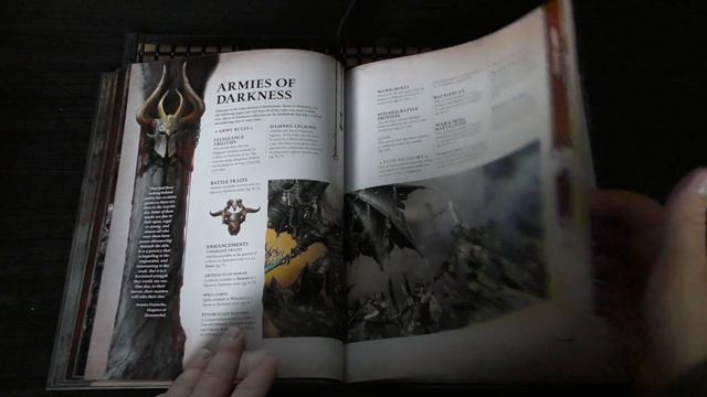 Slaves to Darkness - Battletome - First Look (AoS) смотреть онлайн