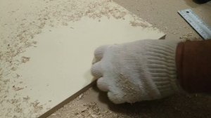 СВЕРЛИМ УГЛУБЛЕНИЯ ПОД МЕБЕЛЬНЫЕ ПЕТЛИ. ДОМАШНИЙ РЕМОНТ.