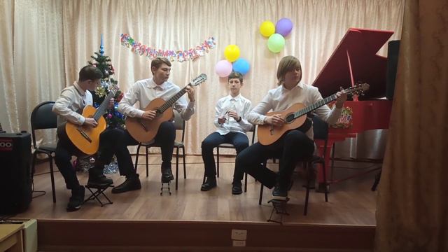 Ансамбль гитаристов "Бандана" Олег Киселев "Лютнист её Величества" Кубинский танец. смотреть онлайн