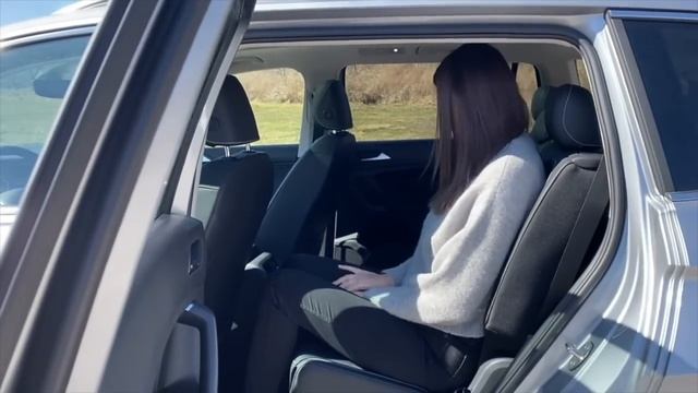 2021 VW Tiguan SEL: The Atlas' Little Sister | CAR MOM TOUR