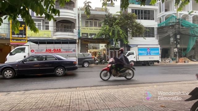 Вьетнам.Нячанг. Пошив обуви,массажки, радуга и голуби в любви.