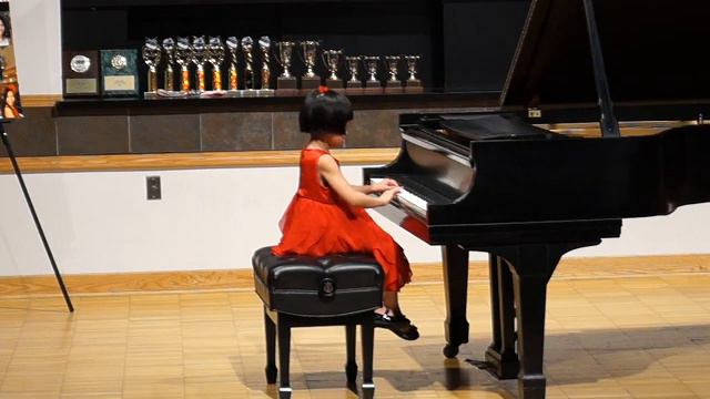 RMA Student Megan Zhang Performs Pete, The Repeat Bird by Faber смотреть онлайн