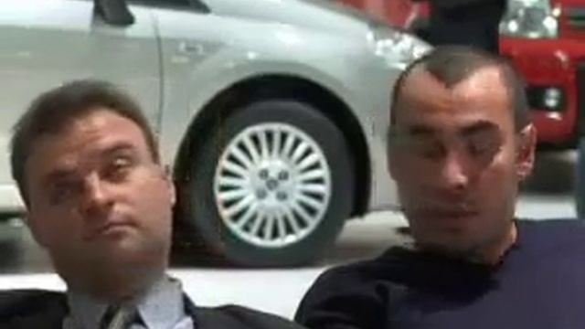 Подарки в автосалоне смотреть онлайн