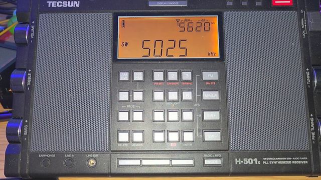 Tecsun H-501X Radio Rebelde Cuba On MLA 30 Loop 5025 KHz Shortwave Compare