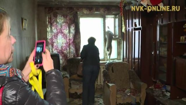 В Якутске вскрыли квартиру, где несколько дней без хозяина содержались собаки смотреть онлайн