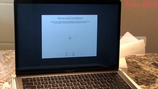 Macbook Pro 13 Unboxing Feb 2017