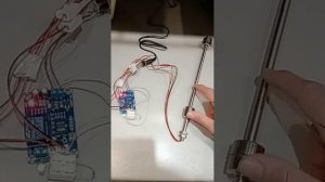 работа контроллера уровня жидкости XH-M203