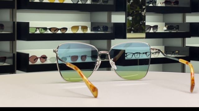 Воздушные солнечные очки Gucci 0970S 004 — распаковка и обзор смотреть онлайн